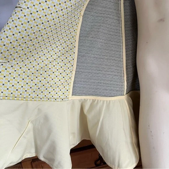 Cabi Women’s Hobnob Topper Jacket Swing Coat Daffodil Yellow Geometric Design S - Picture 13 of 15